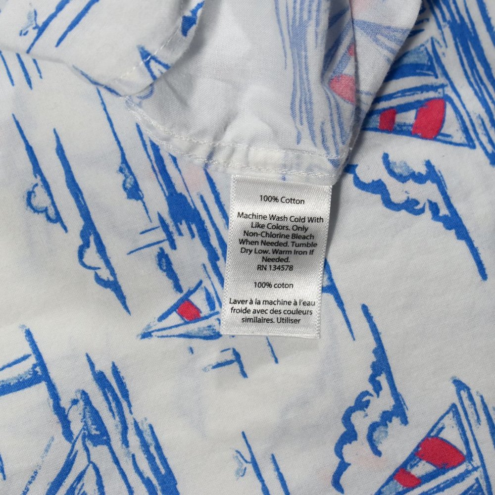 Vineyard Vines Short Sleeve Murray Shirt - White with Blue Sailboats - Medium - Picture 5 of 5